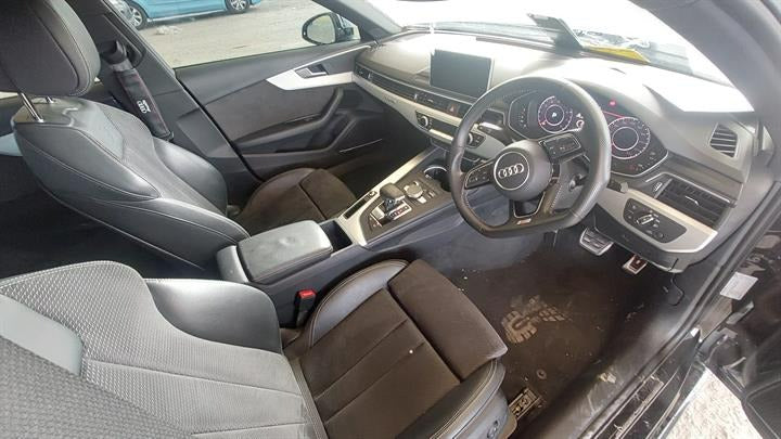 Wrecking 2020 AUDI A4 for Used Parts AU1588