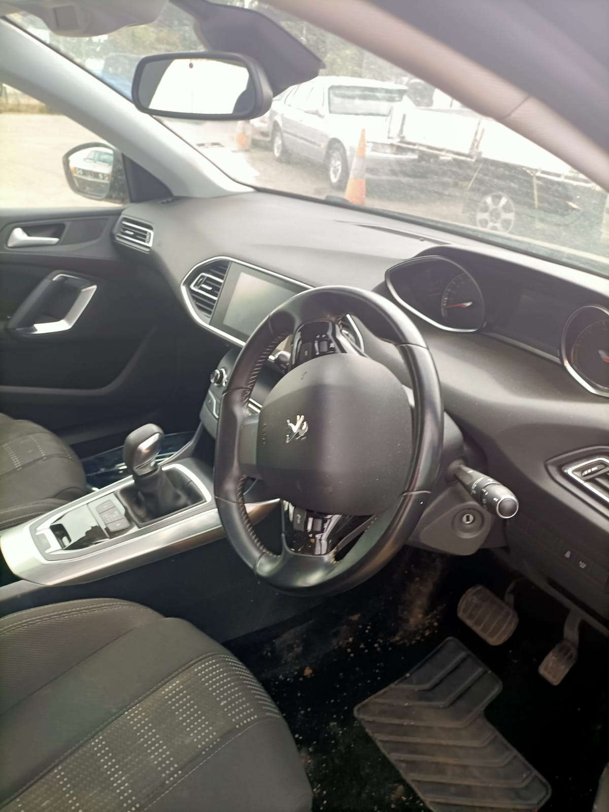 2016 PEUGEOT 308 T9, 10/14-05/21 6500JK FUSE BOX