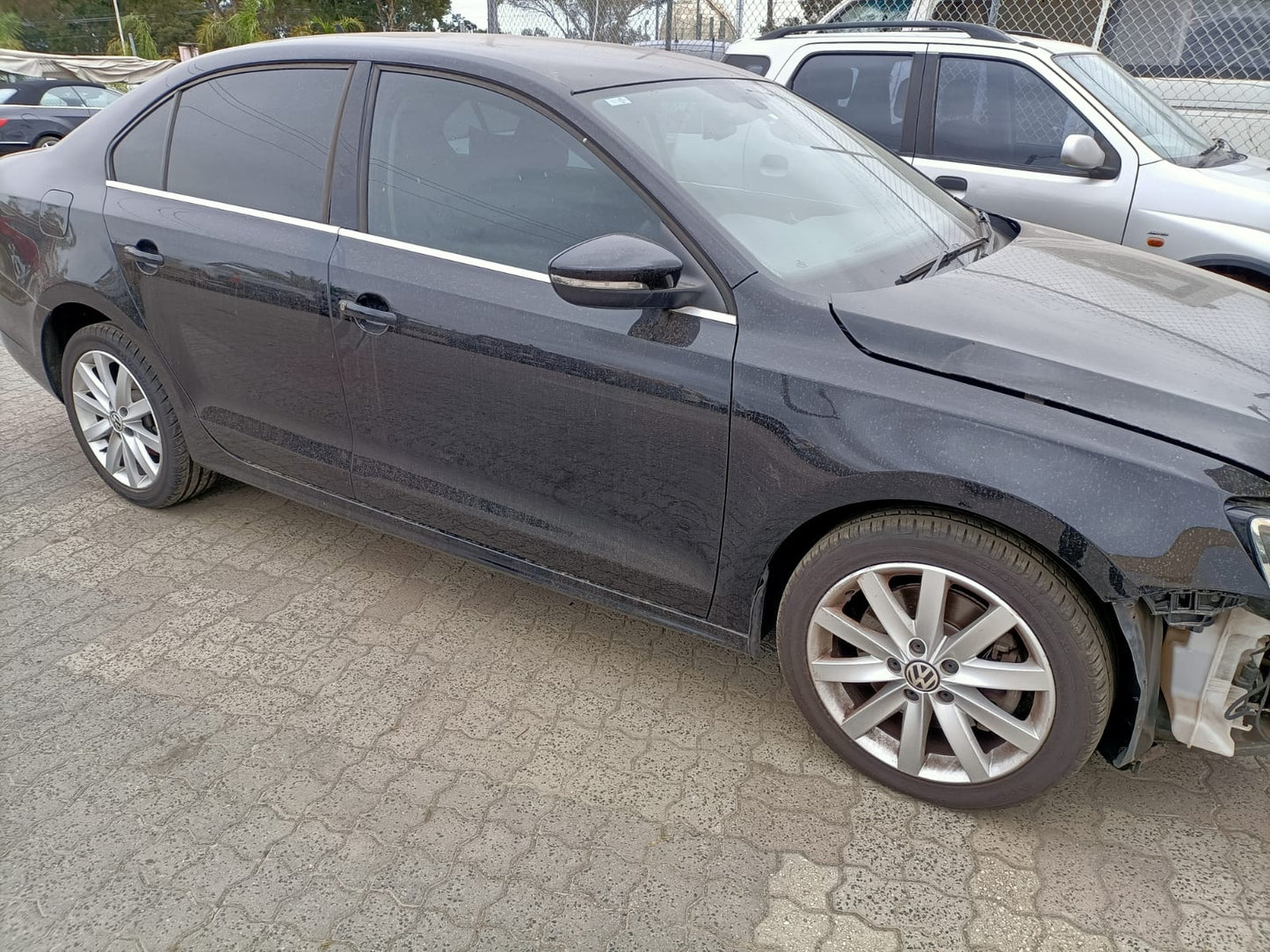 2013 VOLKSWAGEN JETTA 1B, W/ PARK SENSORS TYPE, 02/11-10/14 5C6807417 REAR BUMPER
