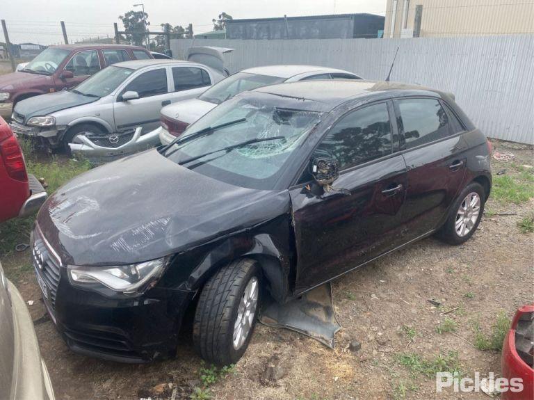 2012 AUDI A1 8X, A1, XENON TYPE, 12/10-12/14  RIGHT HEADLAMP
