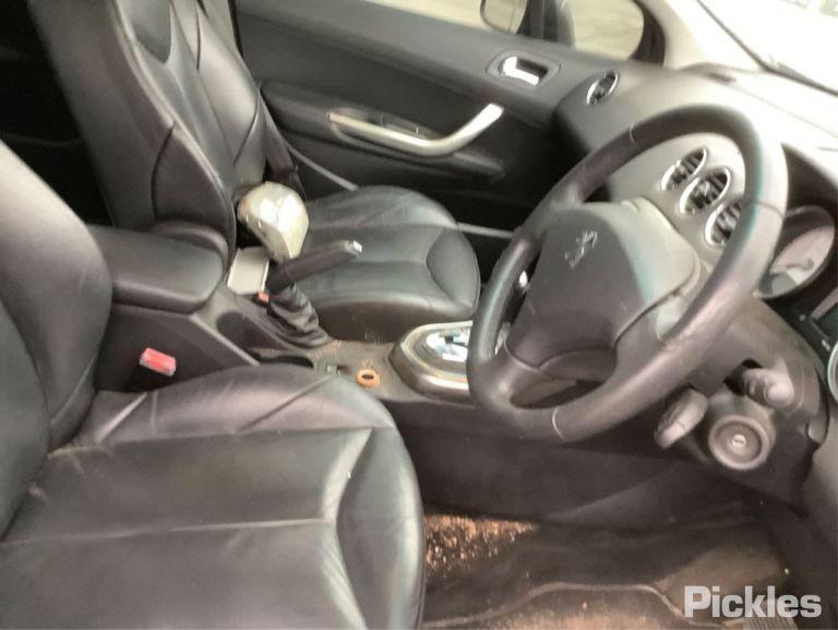 2008 PEUGEOT 308 T7, HATCH/WAGON, MANUAL FOLDING, 1 PLUG TYPE, 09/07-12/13 8153NE LEFT DOOR MIRROR