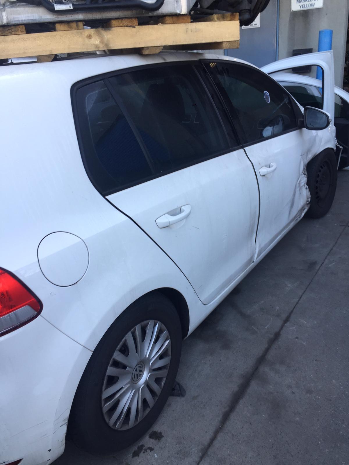 2012 VOLKSWAGEN GOLF GEN 6, HATCH, STANDARD, NON PARK SENSOR TYPE, 12/08-03/13 1K0807421 REAR BUMPER