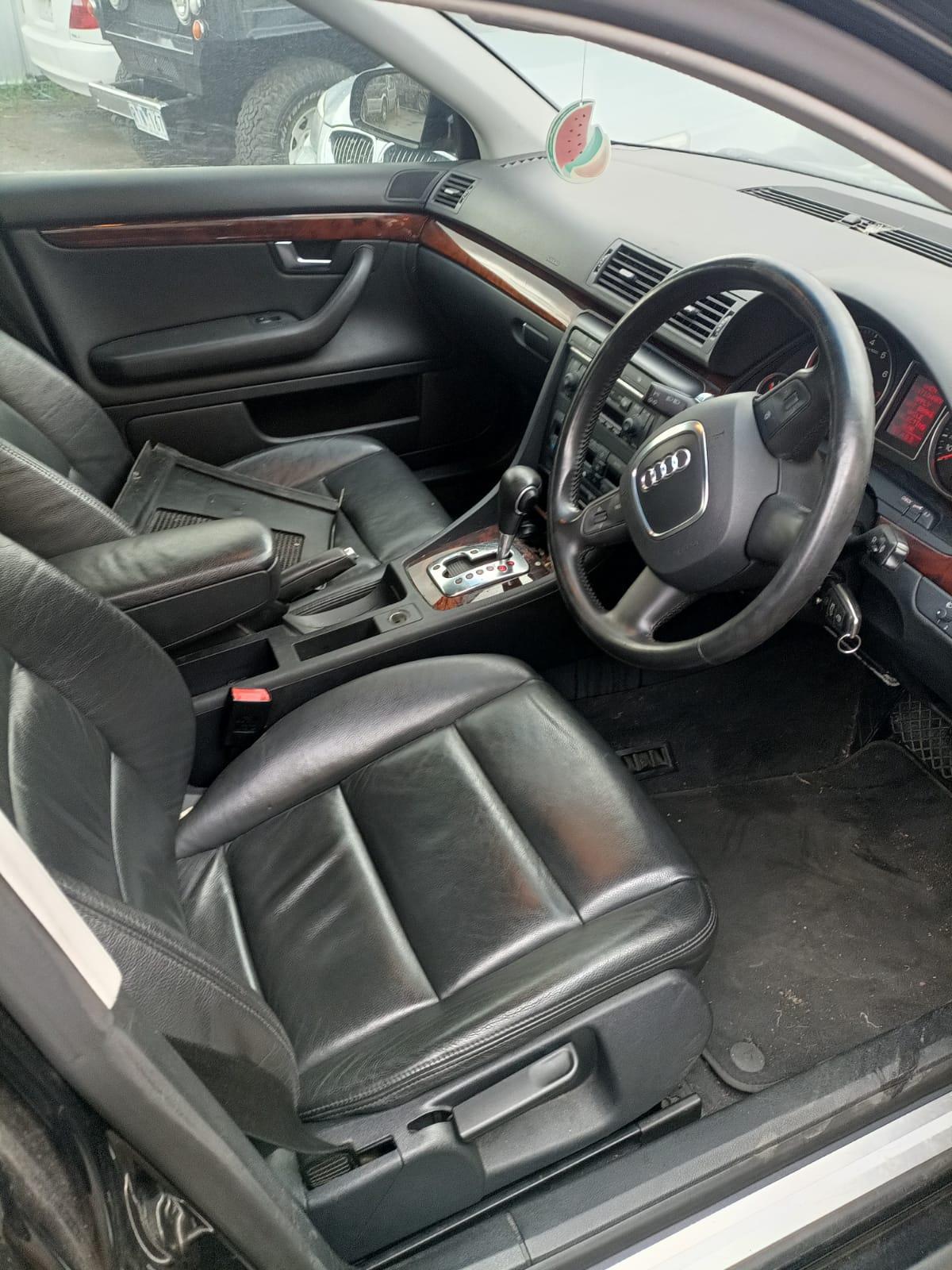 2006 AUDI A4 B7 (A4/S4/RS4), SEDAN, 11/04-03/08 8E0831052J RIGHT FRONT DOOR