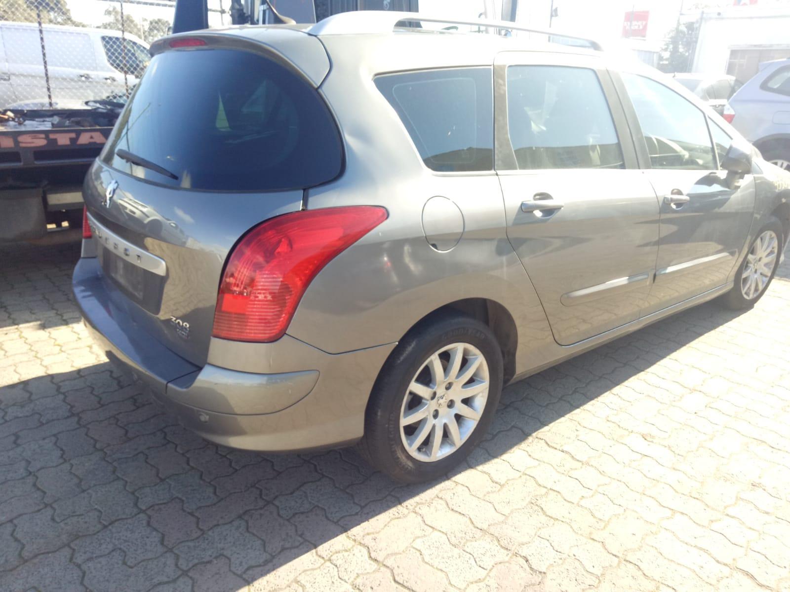 Wrecking 2008 PEUGEOT 308 for Used Parts PG0649
