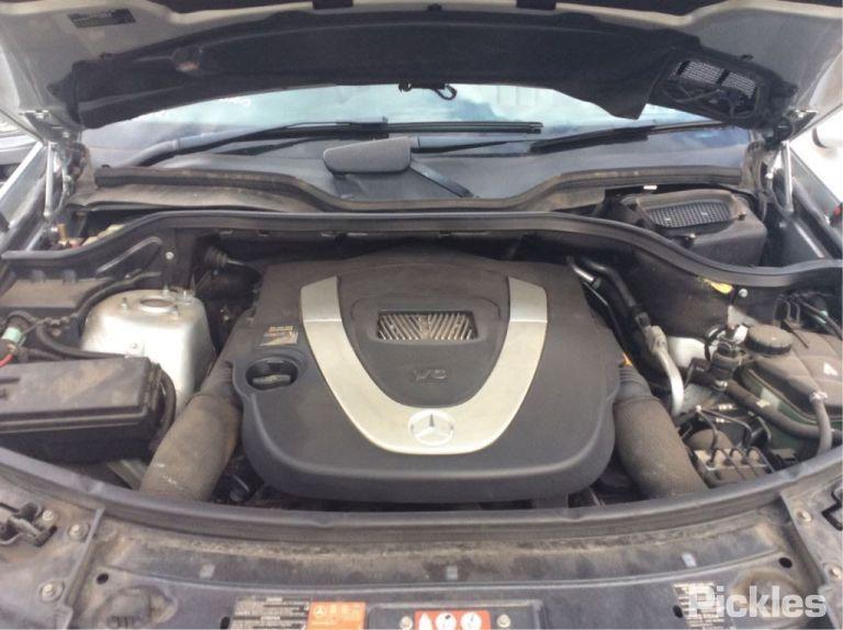 2005 MERCEDES M CLASS W164, 09/05-12/11 A1648201385 COURTESY LIGHT