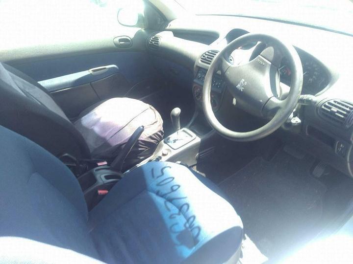2004 PEUGEOT 206 10/99-11/07 8143HE SUNVISOR