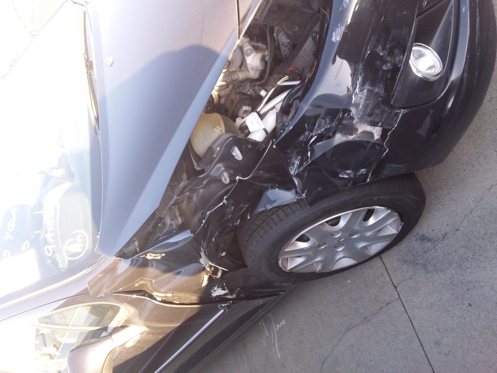 Wrecking 2011 PEUGEOT 207 for Used Parts PG0465