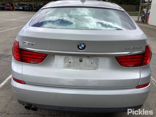 2010 BMW 5 SERIES TAILGATE LAMP (LH SIDE), F07, HATCH, 02/10-10/17 63217199637 REAR GARNISH