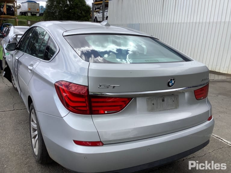 2010 BMW 5 SERIES F07, GRAN TURISMO, 02/10-10/17 51169142643 GLOVE BOX