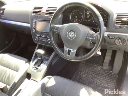 2010 VOLKSWAGEN JETTA 1KM, STD TYPE, CHROME REFLECTOR, 02/06-07/11 1K6941005Q LEFT HEADLAMP