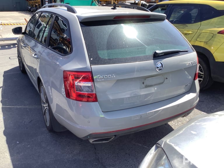 2014 SKODA OCTAVIA NE, 11/13-09/20 5E0837461 LEFT FRONT WINDOW REG MOTOR