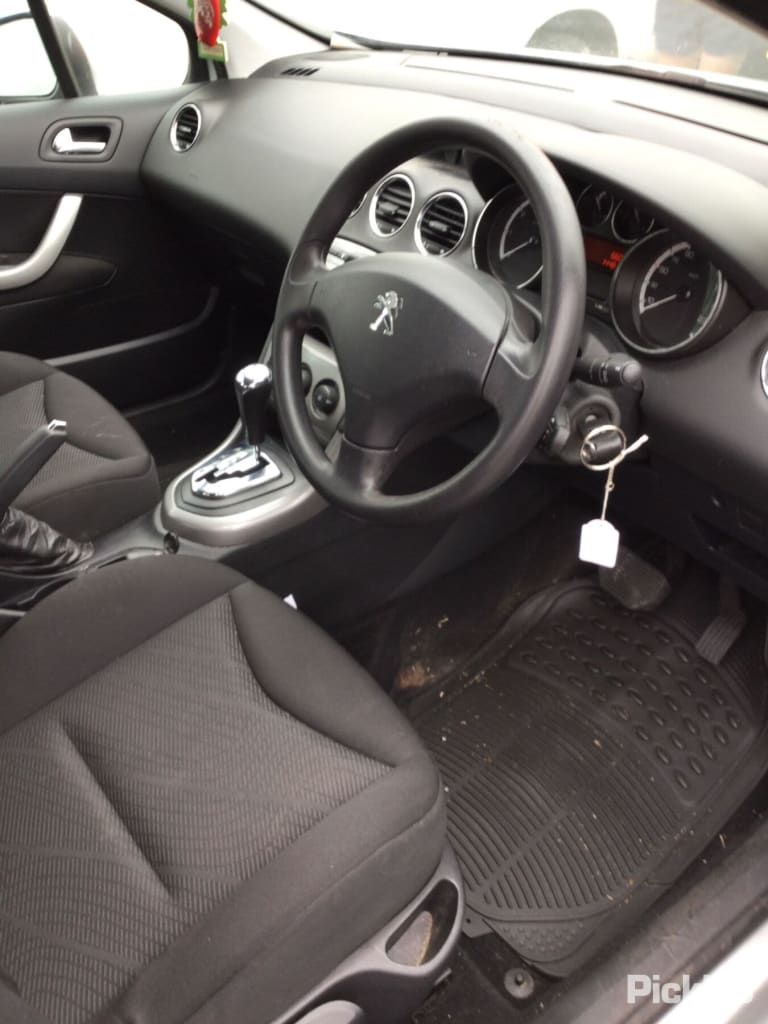 2012 PEUGEOT 308 T7, HATCH/WAGON, MANUAL FOLDING, 2 PLUG TYPE, 09/07-12/13 8153NC RIGHT DOOR MIRROR