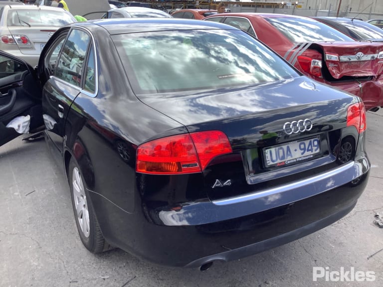 2007 AUDI A4 B7 (A4/S4), SEDAN, NON PARK SENSORS TYPE, 08/04-03/08 8E5807303 REAR BUMPER