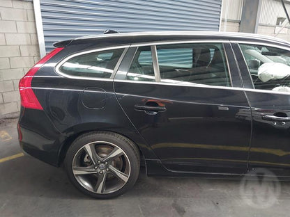 2011 VOLVO S60/V60 Mk2, R-DESIGN, HEATED, NON CAMERA, W/ AUTO DIMMING, SILVER TYPE, 12/10-12/18 31402629 LEFT DOOR MIRROR