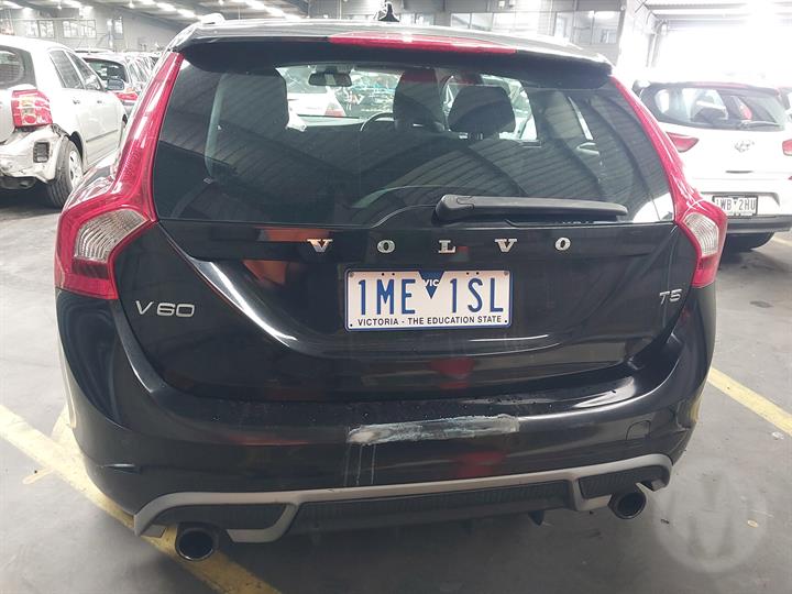 2011 VOLVO S60/V60 F SERIES, SEDAN/WAGON, 12/10-12/18 32291064 LEFT FRONT DOOR