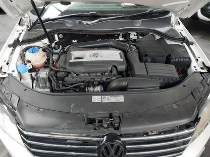 2012 VOLKSWAGEN PASSAT 3C/MK6 B7, FRONT, W/ SUNGLASS HOLDER TYPE, 04/11-05/15 1K0947105T COURTESY LIGHT