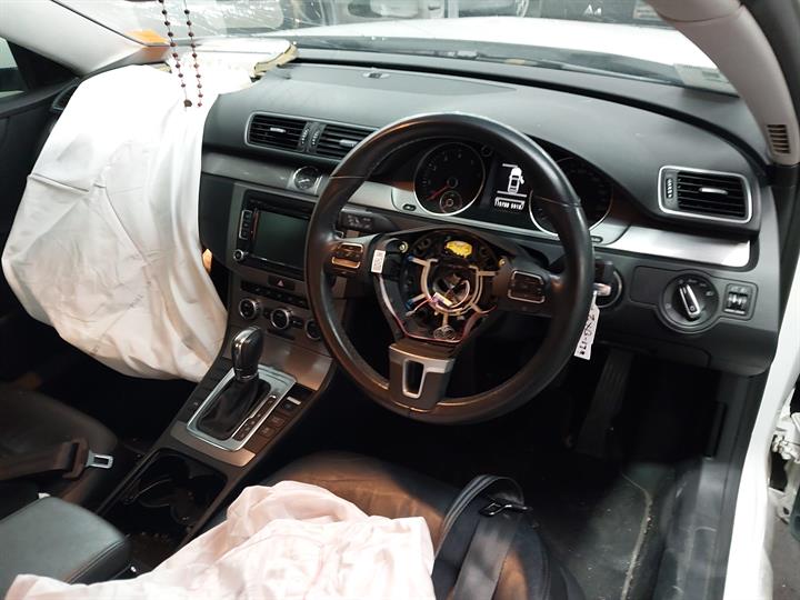 2012 VOLKSWAGEN PASSAT 3C/MK6 B7, SEDAN, 09/10-05/15 3AE839462C RIGHT REAR WND REG MOTOR