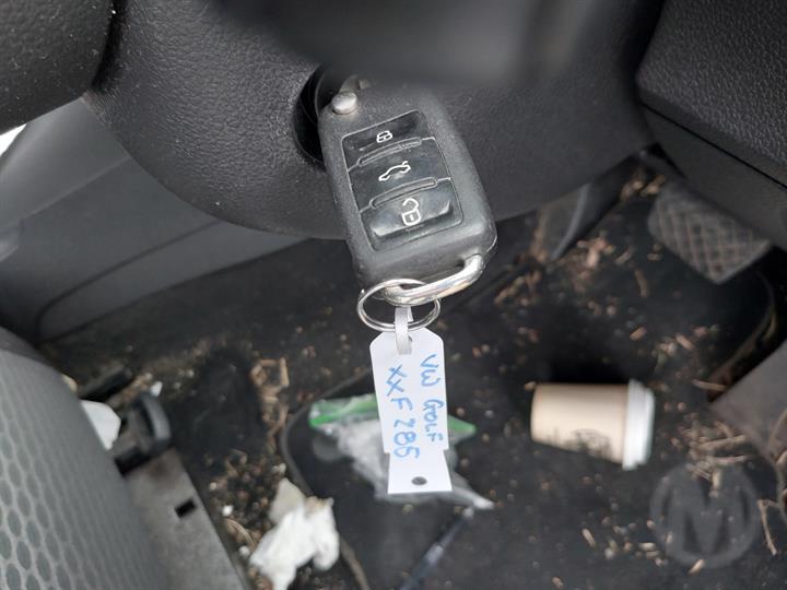 2010 VOLKSWAGEN GOLF TAILGATE LAMP (RH SIDE), GEN 6, 10/08-03/13 5K0945094AC REAR GARNISH