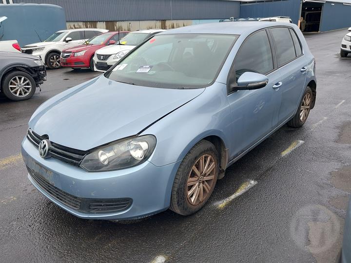 2010 VOLKSWAGEN GOLF GEN 6, 10/08-01/16 5K0805588E RADIATOR SUPPORT