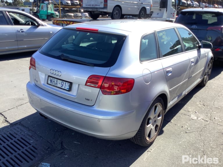 2008 AUDI A3 A3, 8P, 5DR HATCH, FOLDING TYPE, 03/04-09/08 8P2858531K LEFT DOOR MIRROR