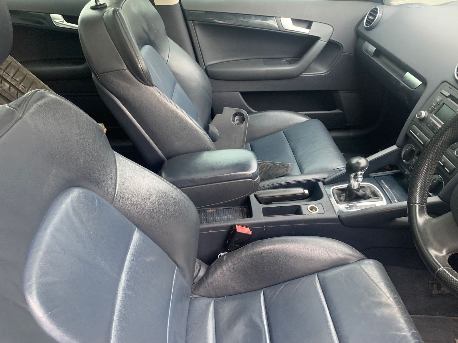 2007 AUDI A3 8P, 5DR HATCH, 03/04-04/13 8P4831051A LEFT FRONT DOOR