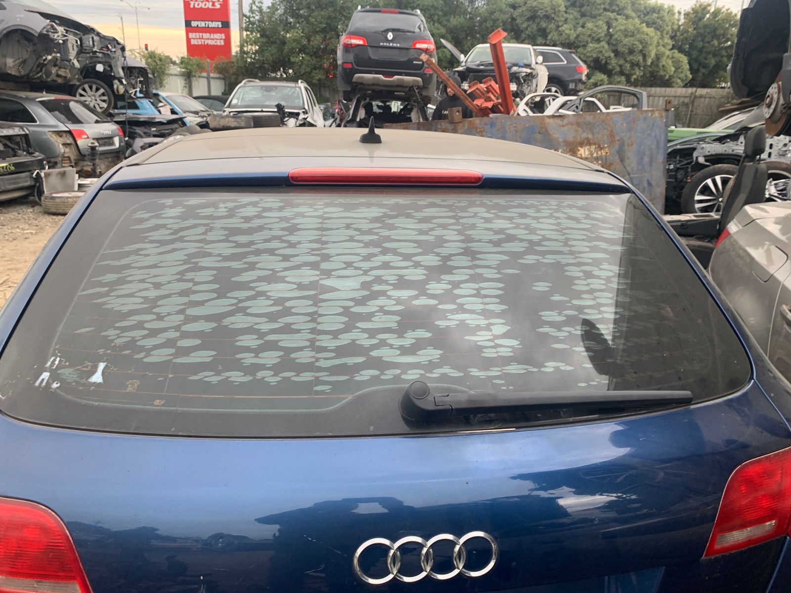 2007 AUDI A3 8P, 5DR TYPE, 03/04-04/13 8P4833052A RIGHT REAR DOOR SLIDING