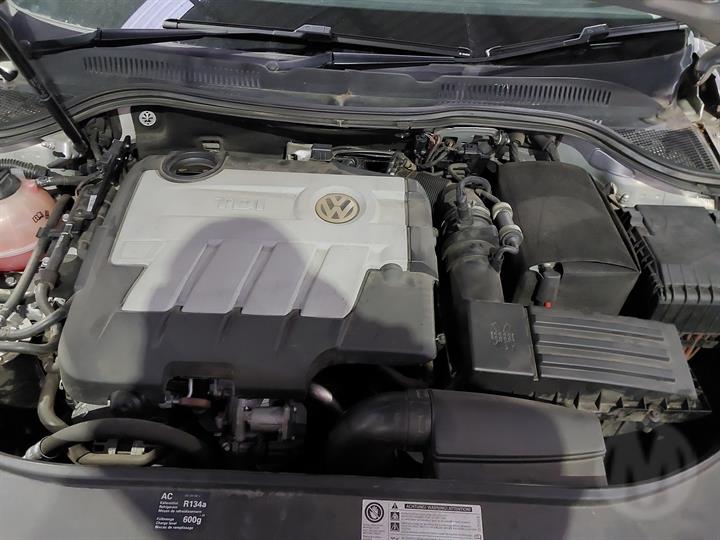 2009 VOLKSWAGEN PASSAT 3CC, SEDAN, 01/09-12/16 3C8831056F RIGHT FRONT DOOR