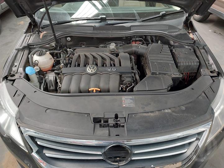 2009 VOLKSWAGEN PASSAT 3CC, SEDAN, 01/09-12/16 3C8831055A LEFT FRONT DOOR