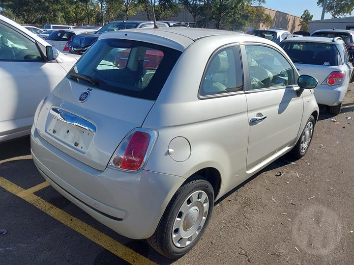 2014 FIAT 500 BUMPER BAR, NON PARK SENSOR TYPE, COLOUR CODED MOULD TYPE, 03/08-09/15 71777639 REAR BUMPER