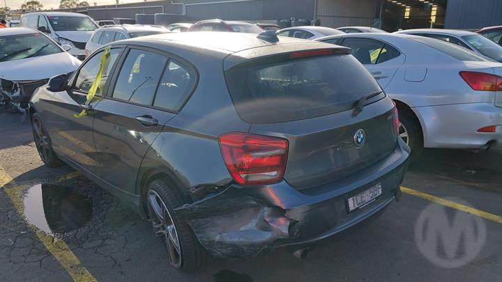 2014 BMW 1 SERIES FRONT (CENTRE), W/ SUNROOF CONTROLS & NON SOS BUTTON TYPE, F20, 06/11-02/15 63319219494 COURTESY LIGHT