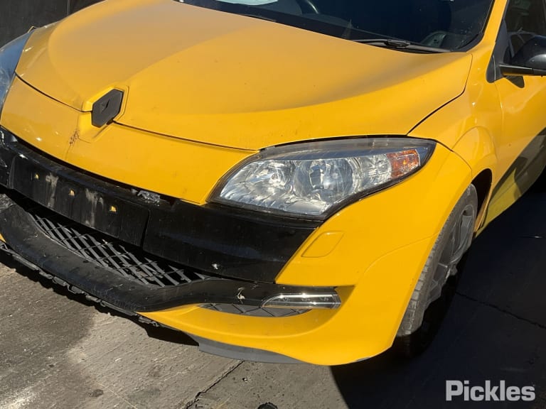 Wrecking 2012 RENAULT MEGANE for Used Parts RN1269