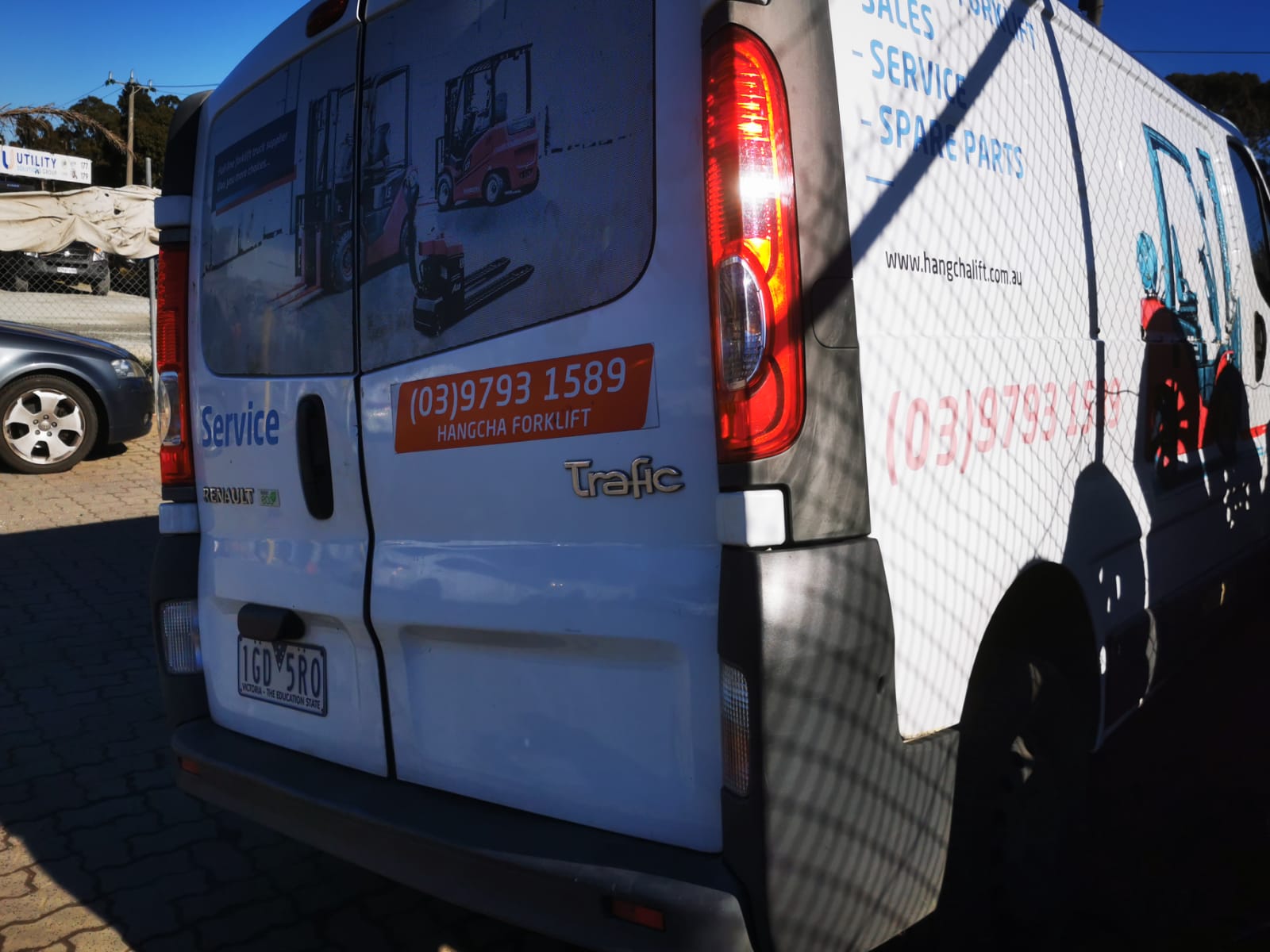 2012 RENAULT TRAFIC X83, 04/04-12/14 7782524467 RIGHT GUARD