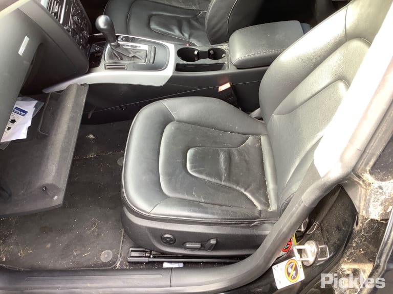 2010 AUDI A5/S5 P/N 8T0920900N, 8T, 03/07-11/16 8T0920900P INSTRUMENTCLUSTER