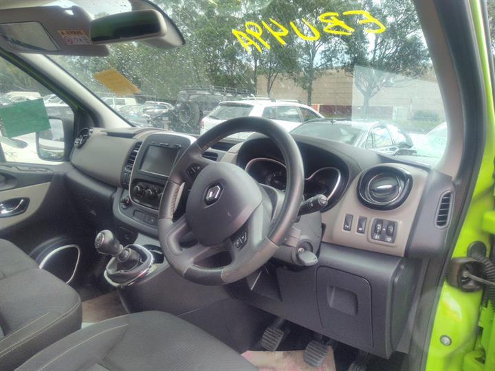 2015 RENAULT TRAFIC ENGINE BAY, X82, 01/15-  FUSE BOX