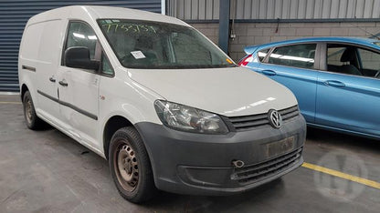 2011 VOLKSWAGEN CADDY 2K, BLACK (TEXTURED), NON FOGLAMP TYPE, 08/10-06/15 2K5807217 FRONT BUMPER