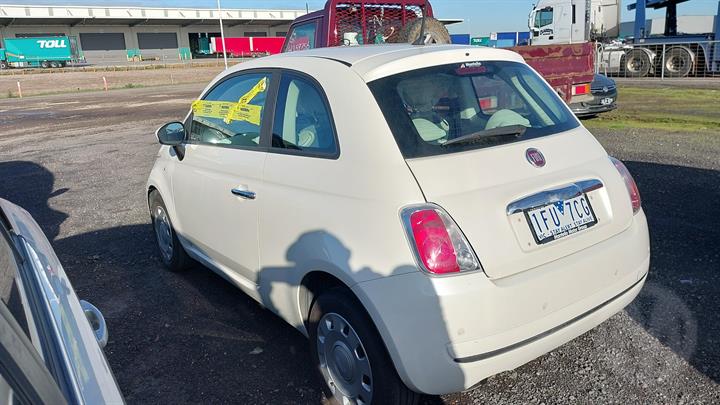 2015 FIAT 500 BUMPER BAR, W/ PARK SENSOR TYPE, COLOUR CODED MOULD TYPE, 03/08-09/15 71777639 REAR BUMPER
