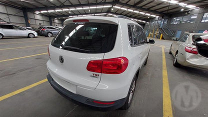 2015 VOLKSWAGEN TIGUAN AUTO, FWD, PETROL, 1.4, 6 SPEED, 5N, QZM CODE, 07/11-08/16 02E300063D TRANS GEARBOX