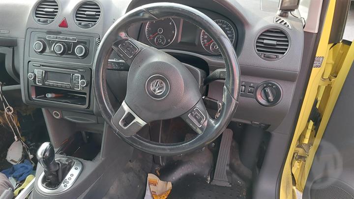 2012 VOLKSWAGEN CADDY 2K, LWB VAN/WAGON, W/ WINDOW TYPE, 12/04-06/15 2K3843107A LEFT REAR DOOR SLIDING