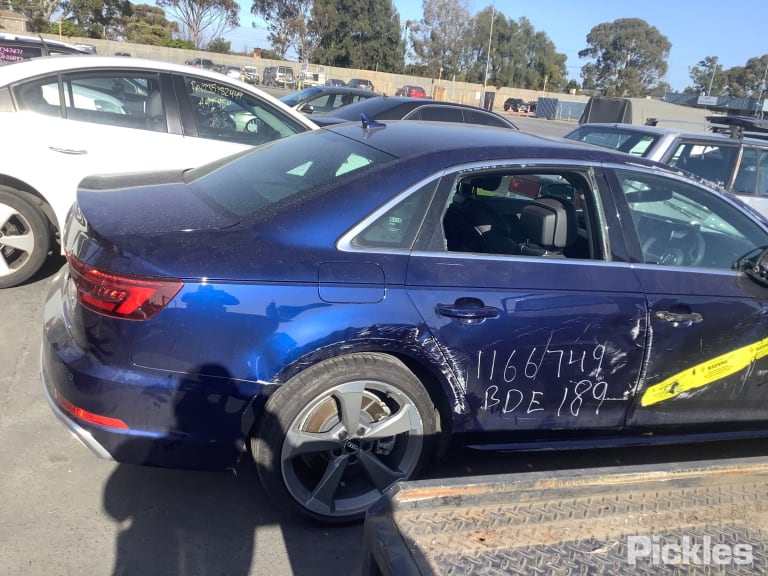 2019 AUDI A4 B9 8W, A4, SEDAN/WAGON, 10/15-11/20  LEFT FRONT DOOR