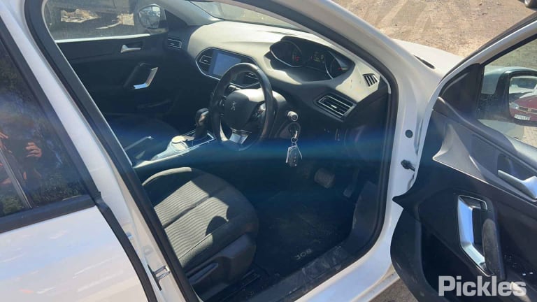 2015 PEUGEOT 308 LEFT REAR DOOR LOCK, T9, HATCH/WAGON, 10/14-01/21 98 103 101 80 DOOR BOOT GATE LOCK