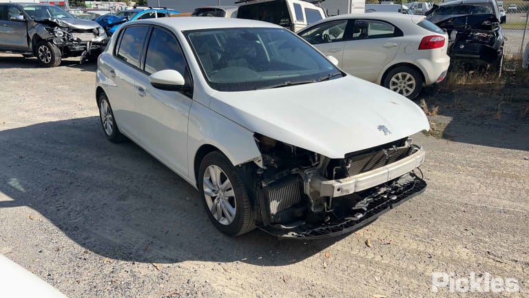 2015 PEUGEOT 308 LEFT REAR DOOR LOCK, T9, HATCH/WAGON, 10/14-01/21 98 103 101 80 DOOR BOOT GATE LOCK
