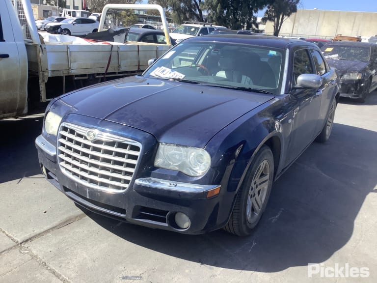 2007 CHRYSLER 300C LEFT FRONT DOOR LOCK, SEDAN/WAGON, 11/05-12/11 4589071AC DOOR BOOT GATE LOCK