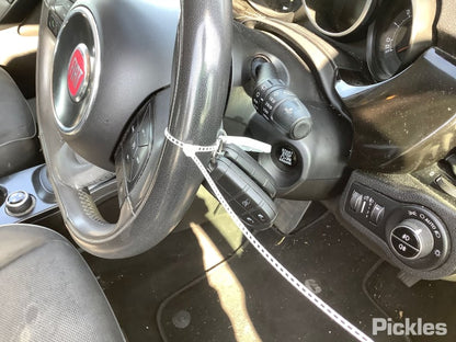 2017 FIAT 500X 06/15-01/21 735612063 GLOVE BOX