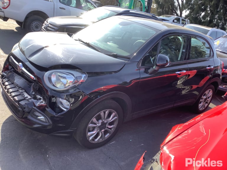 2017 FIAT 500X 06/15-01/21 51940471 LEFT REAR DOOR SLIDING