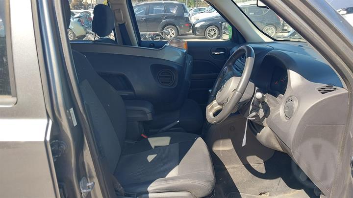 2011 JEEP PATRIOT MK, 08/07-12/16 5155 449AB LEFT FRONT DOOR WINDOW