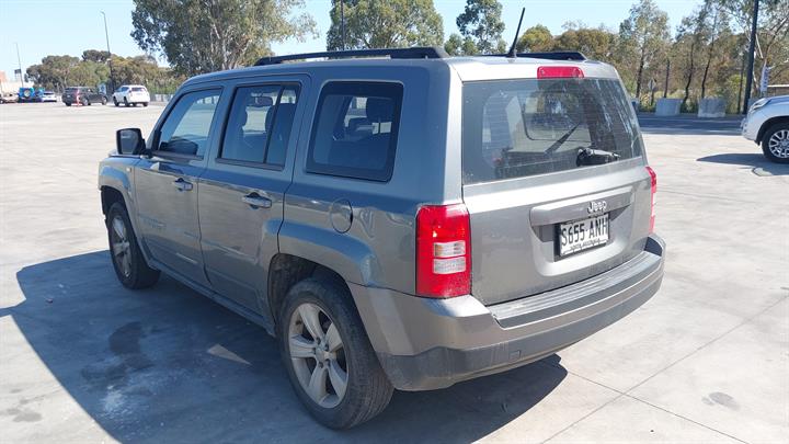 2011 JEEP PATRIOT FRONT, MK, 08/07-12/16 1AN73 HDAAB COURTESY LIGHT