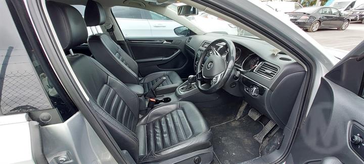 Wrecking 2016 VOLKSWAGEN JETTA for Used Parts VW1338