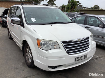 2009 CHRYSLER VOYAGER RT, W/ H/LAMP WASHER TYPE, 03/08-12/14  FRONT BUMPER