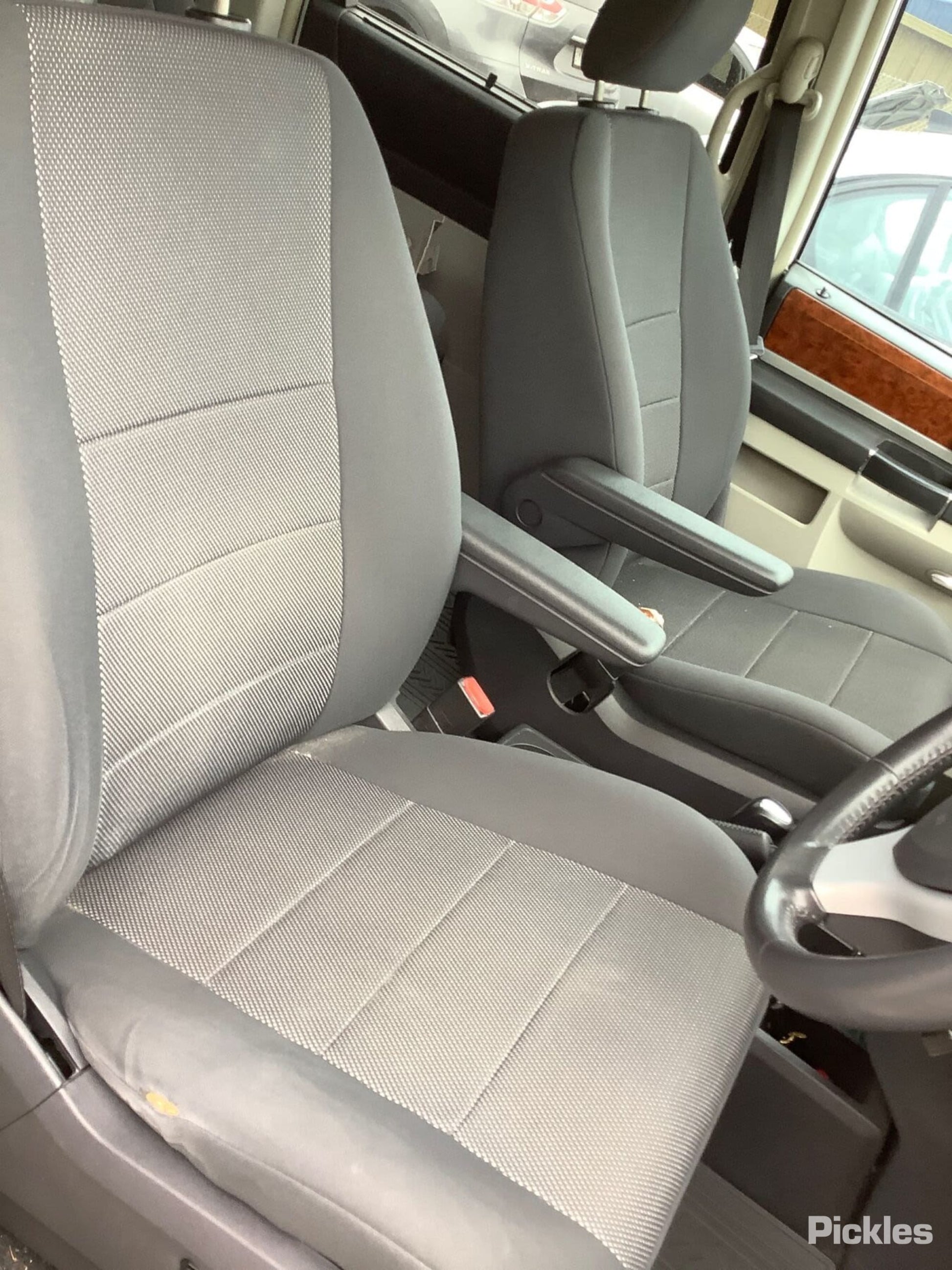 2009 CHRYSLER VOYAGER RIGHT FRONT DOOR LOCK, RT, 03/08-12/14  DOOR BOOT GATE LOCK