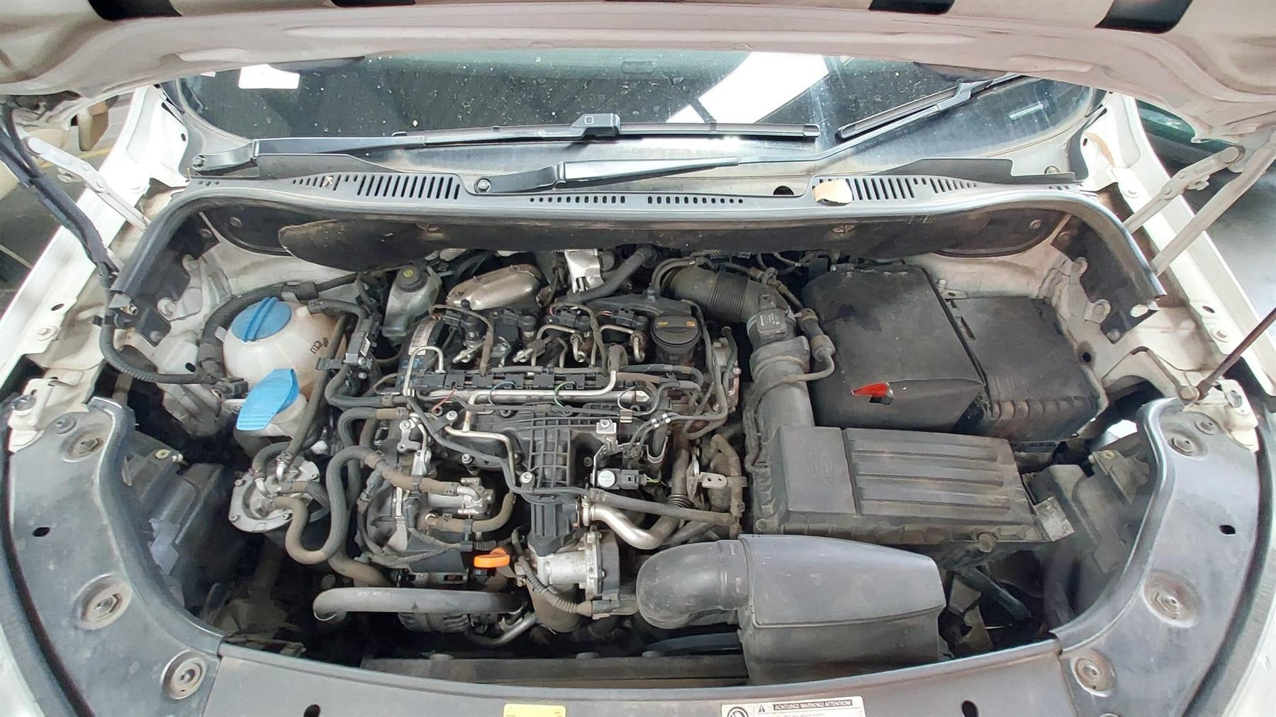 2013 VOLKSWAGEN CADDY DIESEL, 1.6, TURBO, 2K, CAYD CODE, 08/10-06/15 03L100090P ENGINE